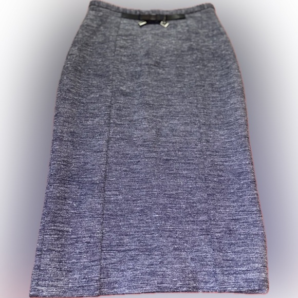 Burberry Bow Pencil Skirt - Picture 7 of 7